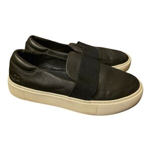 UGG Chayze‎ Black Leather Platform Slip Ons